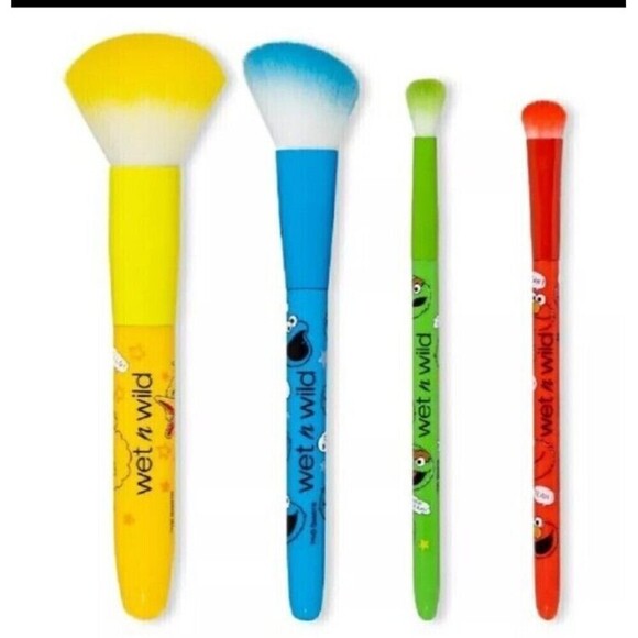 Wet N Wild Sesame Street  Makeup Brush Set Limited Edition 4 Piece Colorful NEW - Picture 2 of 5